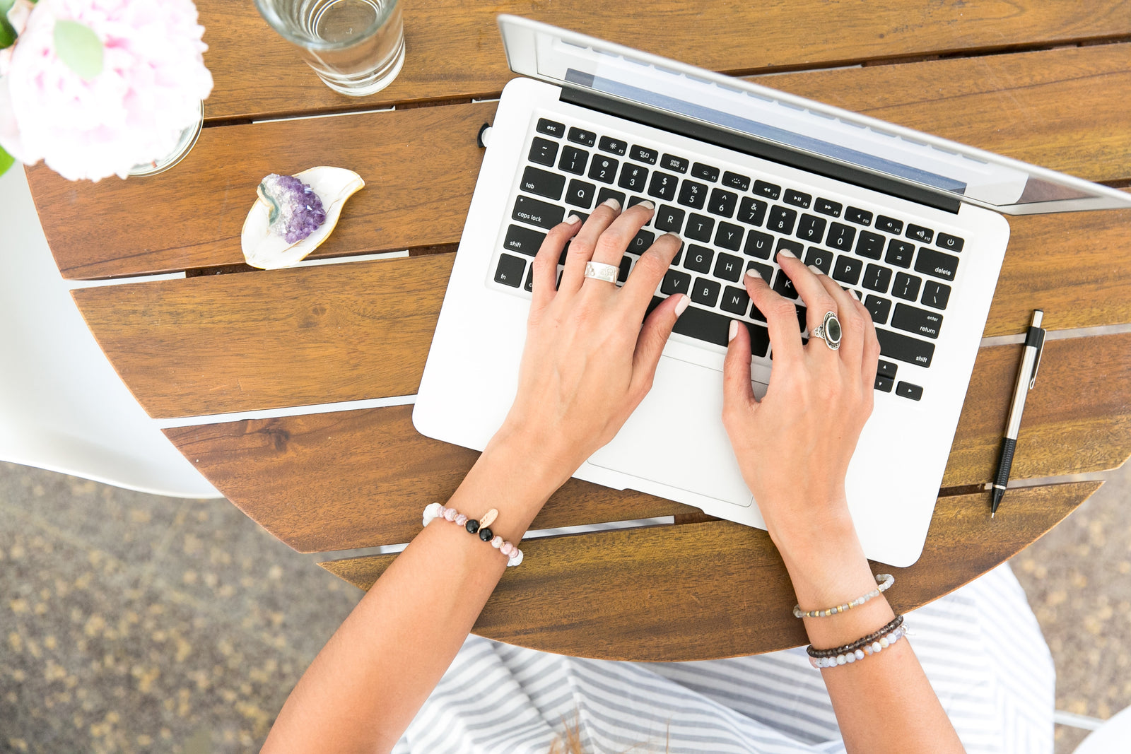 Federal agency improved operational efficiency with structured handbooks